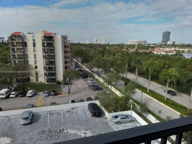 3375 N Country Club Dr # 609, Aventura FL 33180