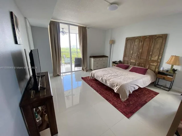 3375 N Country Club Dr # 609, Aventura FL 33180