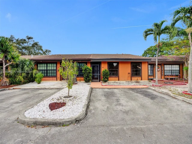 10331 Orange Ct # 10331, Pembroke Pines FL 33026