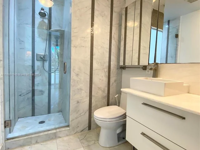 1600 Michigan Ave # 8, Miami Beach FL 33139