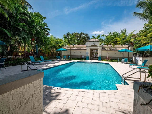 4631 NW 94th Ct, Doral FL 33178