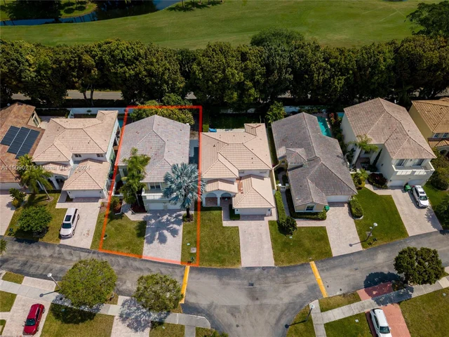 4631 NW 94th Ct, Doral FL 33178