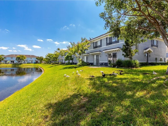 3443 NW 13th St, Lauderhill FL 33311