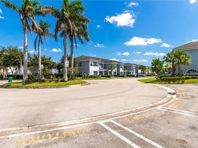 3443 NW 13th St, Lauderhill FL 33311