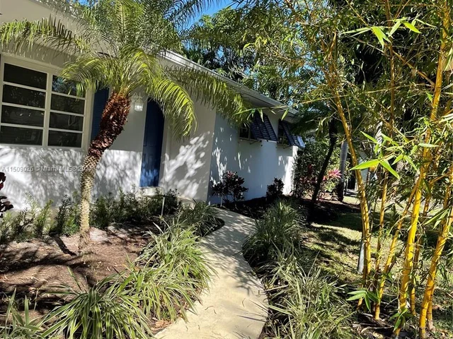 7885 SW 158th Ter, Palmetto Bay FL 33157