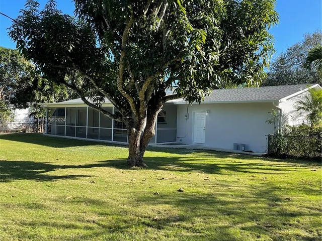 7885 SW 158th Ter, Palmetto Bay FL 33157