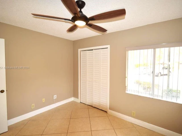 7892 NW 7th Ct # 7892, Plantation FL 33324