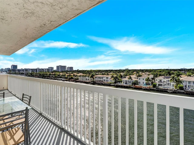 1500 S Ocean Dr # 7F, Hollywood FL 33019