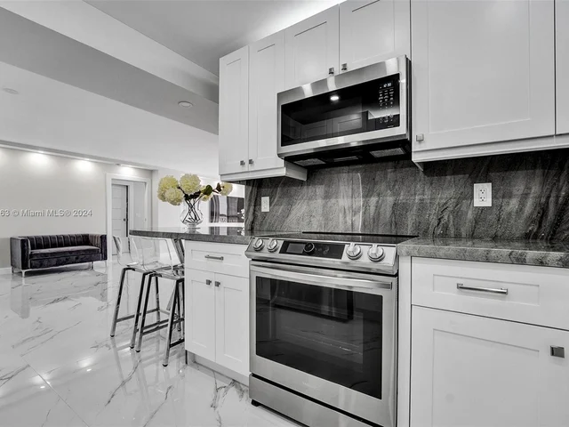 1500 S Ocean Dr # 7F, Hollywood FL 33019