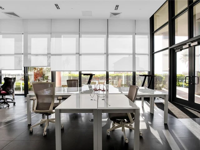 1600 NE 1st Ave # 2916, Miami FL 33132