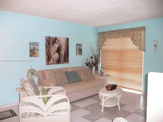 200 177th Dr # 315, Sunny Isles Beach FL 33160