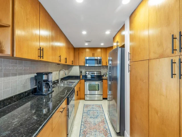 10350 W Bay Harbor Dr # 8F, Bay Harbor Islands FL 33154