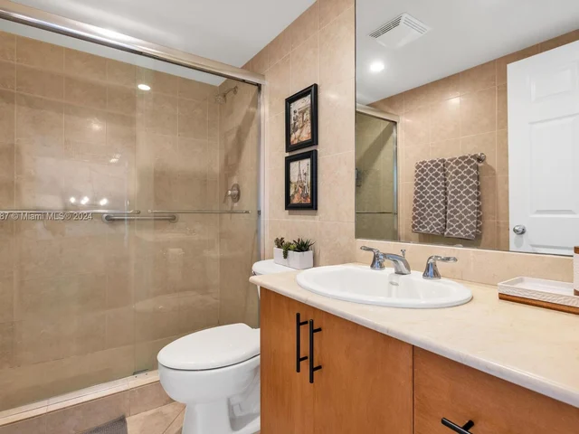 10350 W Bay Harbor Dr # 8F, Bay Harbor Islands FL 33154