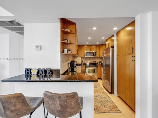 10350 W Bay Harbor Dr # 8F, Bay Harbor Islands FL 33154