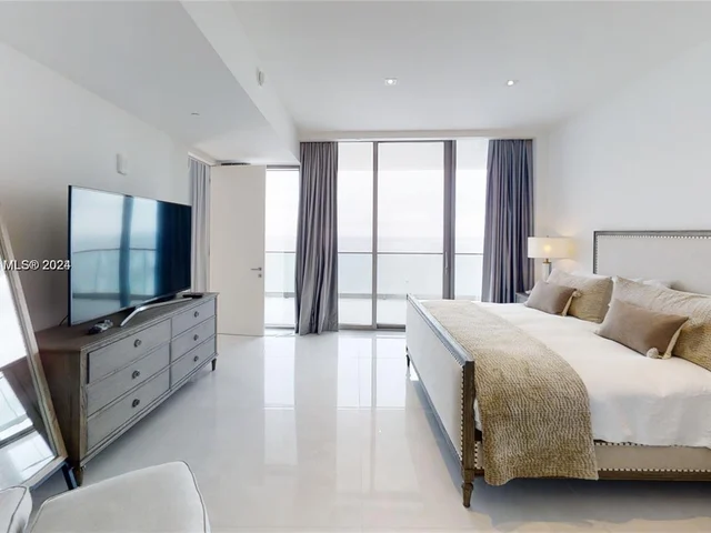 18975 Collins Ave # 4003, Sunny Isles Beach FL 33160