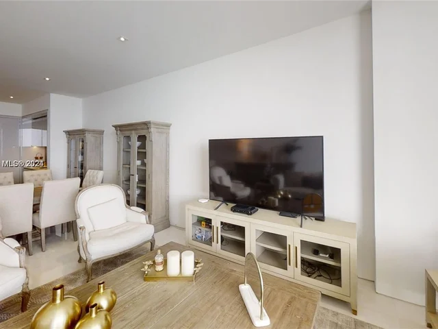 18975 Collins Ave # 4003, Sunny Isles Beach FL 33160