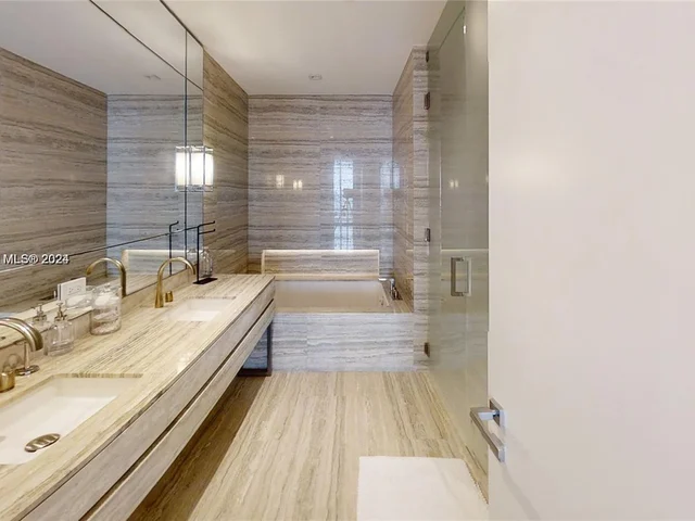 18975 Collins Ave # 4003, Sunny Isles Beach FL 33160