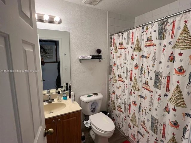 2824 SE 16th Ave # 116, Homestead FL 33035