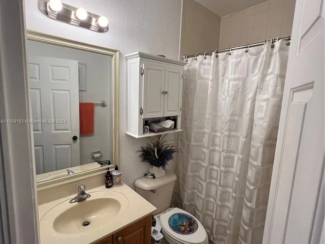 2824 SE 16th Ave # 116, Homestead FL 33035