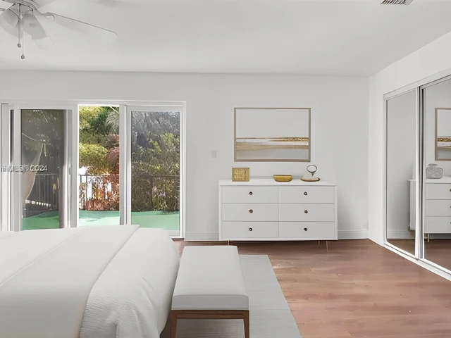 2 Meacham Ln, Tamarac FL 33319