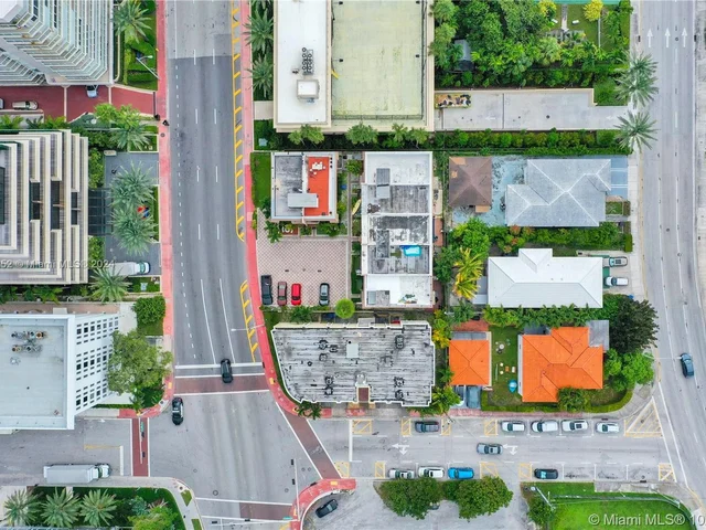 8962 Collins Ave # 1, Surfside FL 33154