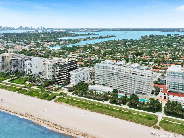 8962 Collins Ave # 1, Surfside FL 33154