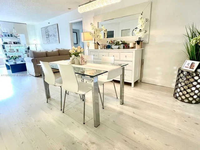 3300 NE 192nd St # 504, Aventura FL 33180