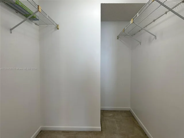 540 Brickell Key Dr # 1816, Miami FL 33131