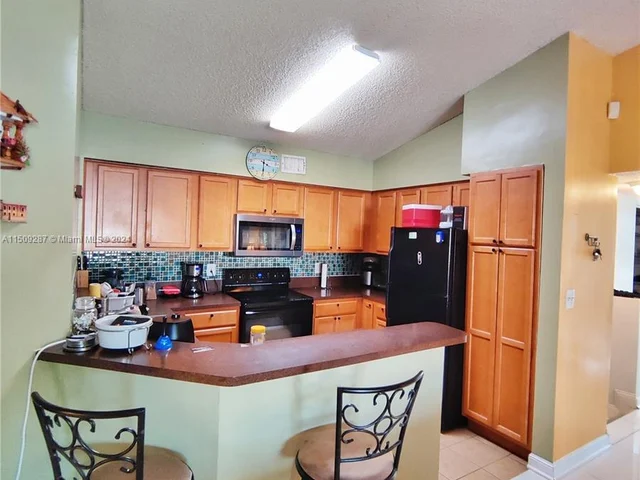 7620 Westwood Dr # 216, Tamarac FL 33321