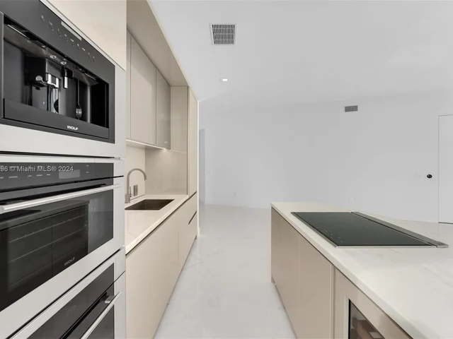 18975 Collins Ave # 1904, Sunny Isles Beach FL 33160