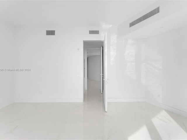 18975 Collins Ave # 1904, Sunny Isles Beach FL 33160