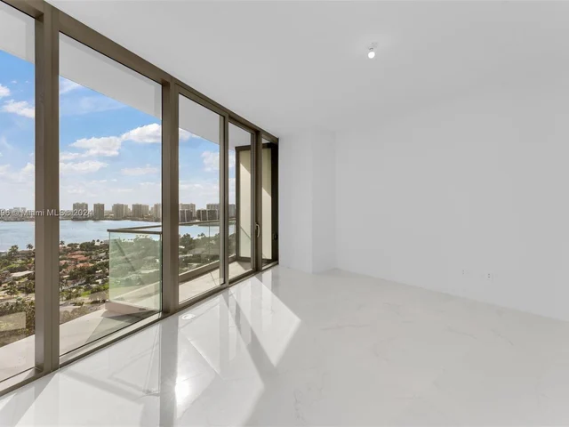 18975 Collins Ave # 1904, Sunny Isles Beach FL 33160