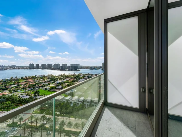 18975 Collins Ave # 1904, Sunny Isles Beach FL 33160