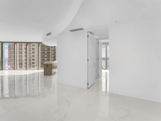 18975 Collins Ave # 1904, Sunny Isles Beach FL 33160