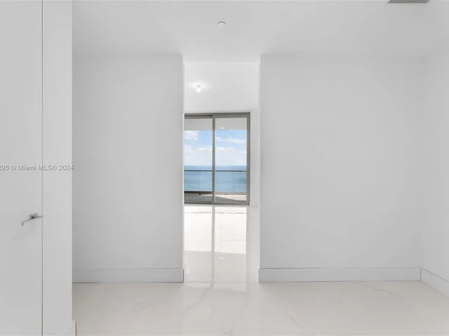 18975 Collins Ave # 1904, Sunny Isles Beach FL 33160
