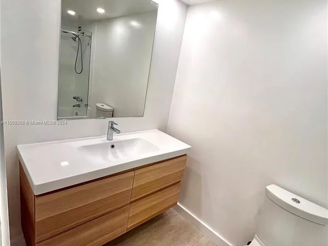 6770 Indian Creek Dr # 10D, Miami Beach FL 33141