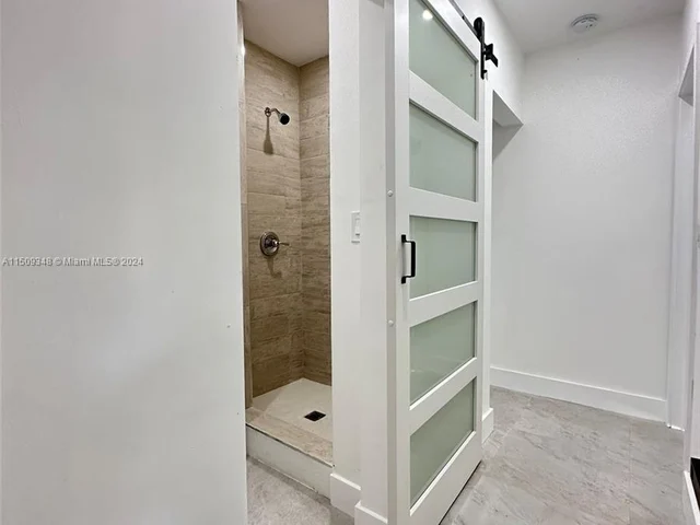 1102 NW 103rd St # 1, Miami FL 33150