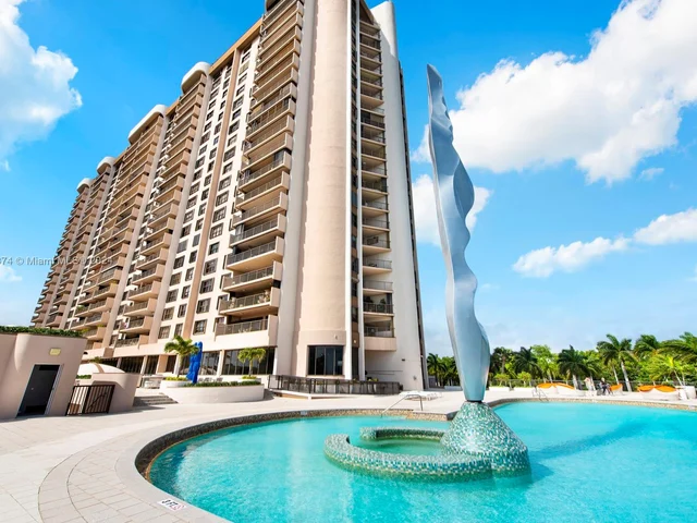 1800 NE 114th St # 607, Miami FL 33181