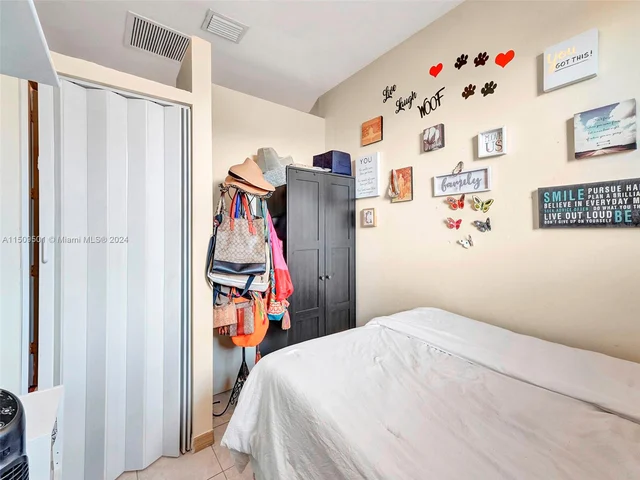 7971 SW 164th Ave, Miami FL 33193