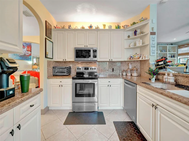 7971 SW 164th Ave, Miami FL 33193