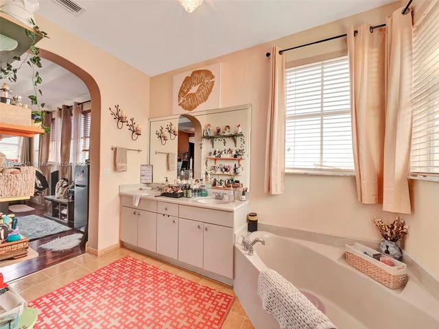 7971 SW 164th Ave, Miami FL 33193