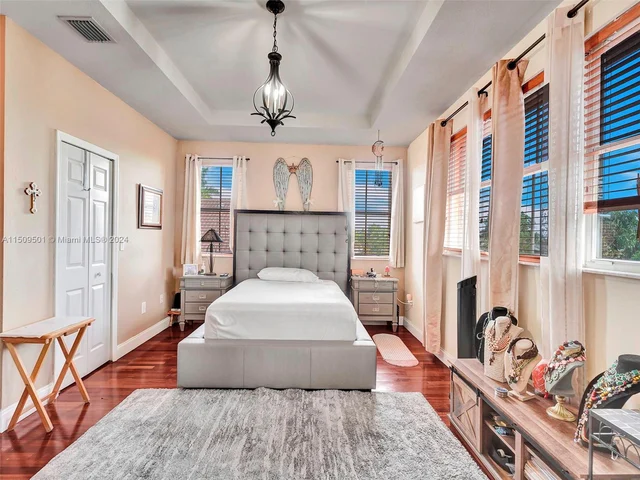 7971 SW 164th Ave, Miami FL 33193