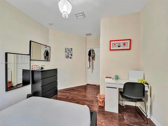 7971 SW 164th Ave, Miami FL 33193