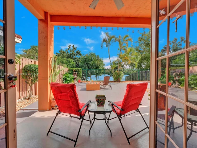 7971 SW 164th Ave, Miami FL 33193