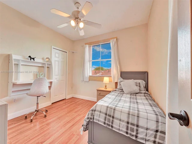 7971 SW 164th Ave, Miami FL 33193