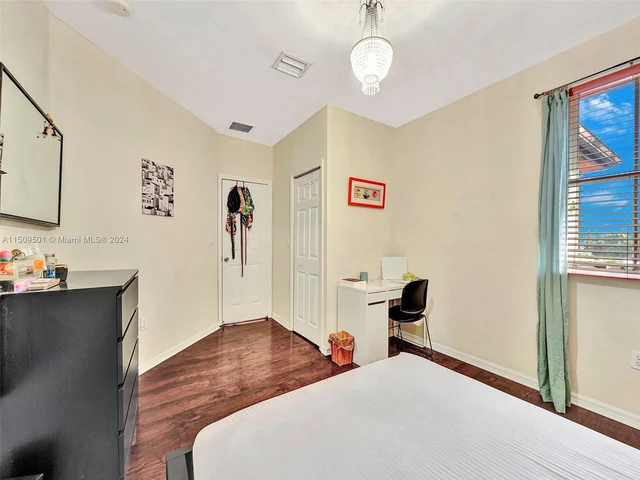 7971 SW 164th Ave, Miami FL 33193