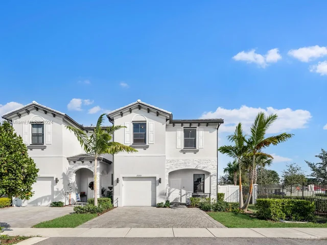 20301 NW 4th Ct # 20301, Miami Gardens FL 33169