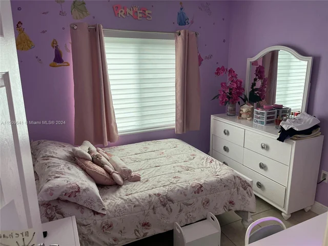 14901 Polk St, Miami FL 33176