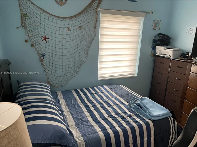 14901 Polk St, Miami FL 33176