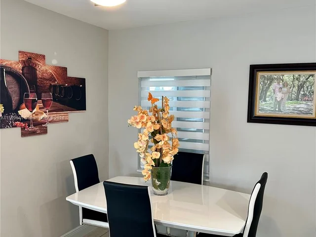 14901 Polk St, Miami FL 33176